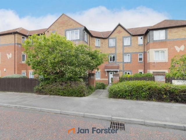 Flat for sale in Tyne And Wear