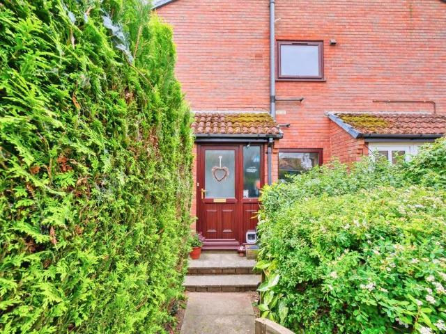 Flat for sale in Corfe Mullen