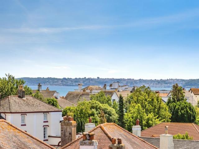 Flat for sale in Oldway, Livermead