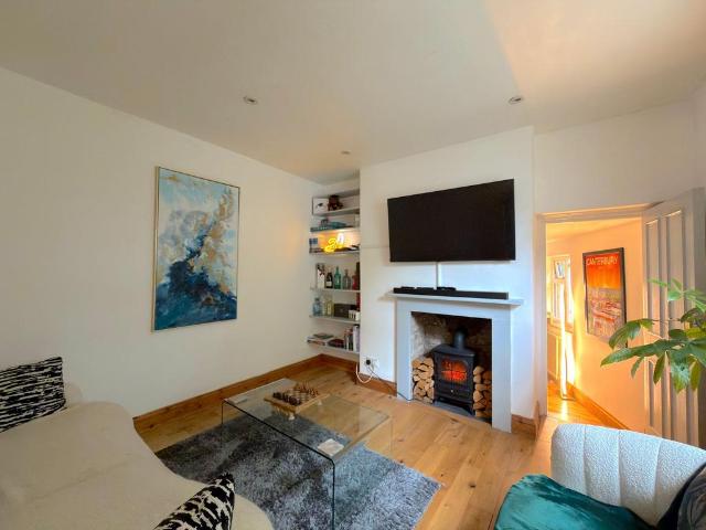 Flat for sale in Wincheap, The Bridge