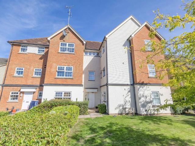 Flat for sale in Martyrs Field, The Bridge