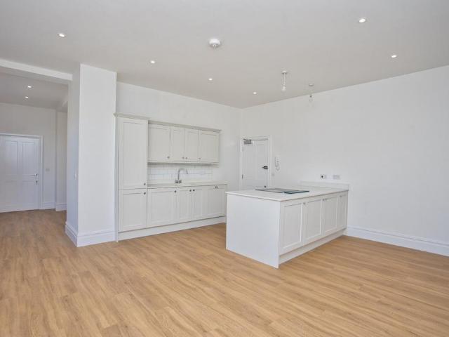 Flat for sale in Folkestone