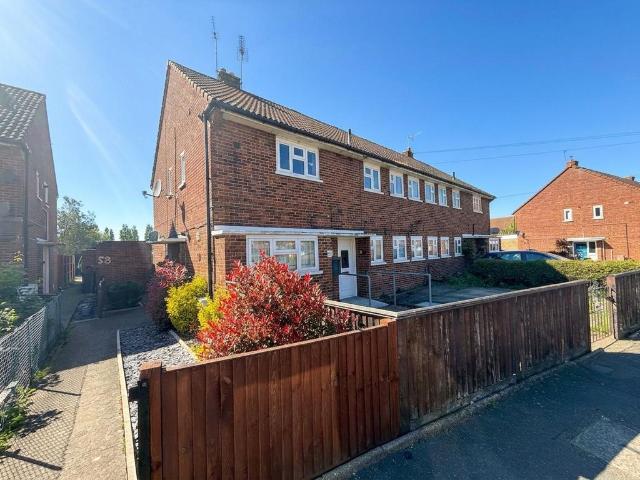 Flat for sale in Cowley, Greater London