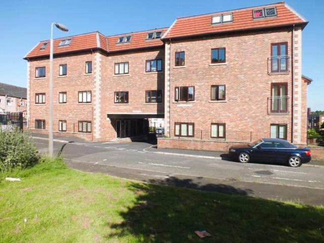 Flat for sale in Greenheys, Greater Manchester