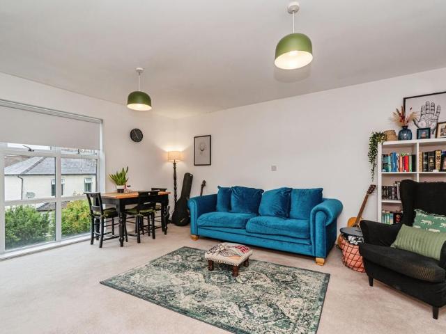 Flat for sale in Addlestone, Runnymede
