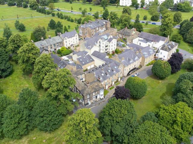 Flat for sale in High Harrogate, Harrogate