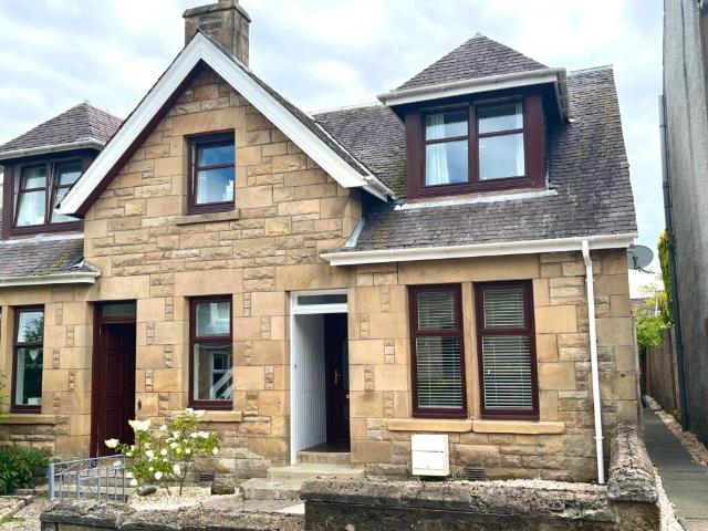 Flat for sale in Bannockburn, Hillpark