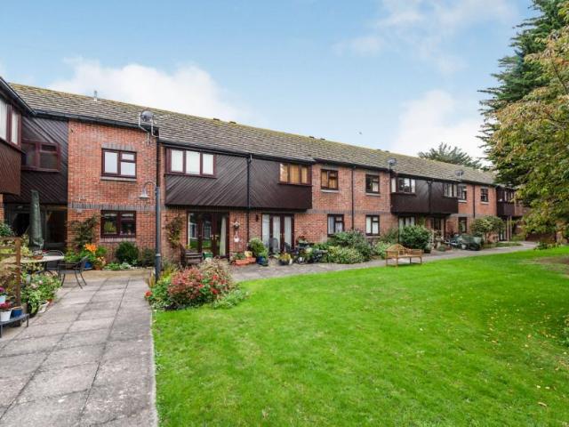 Flat for sale in Spring Vale, Hampshire