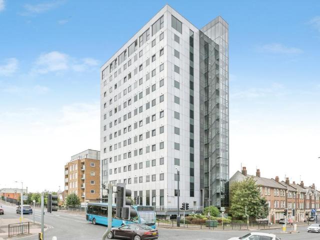 Flat for sale in Southend City Centre Neighbourhood, Southend-on-Sea