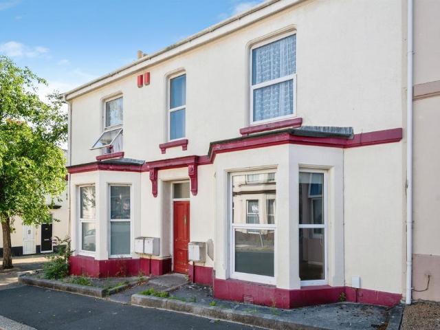 Flat for sale in Greenbank, Mount Wise