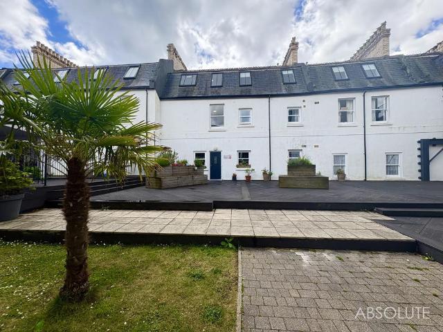 Flat for sale in Oldway, Livermead