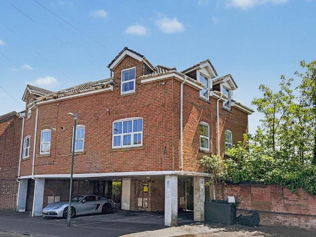 Flat for sale in Springbourne, Bournemouth