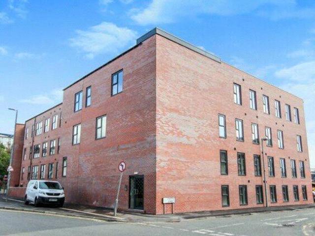 Flat for sale in Salford, Greater Manchester