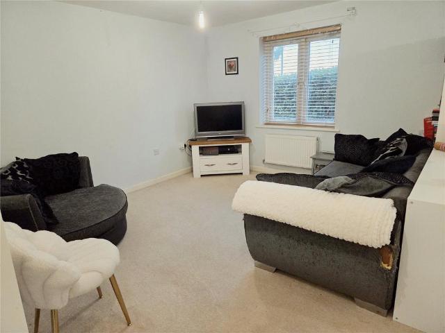 Flat for sale in Birdham, Chichester
