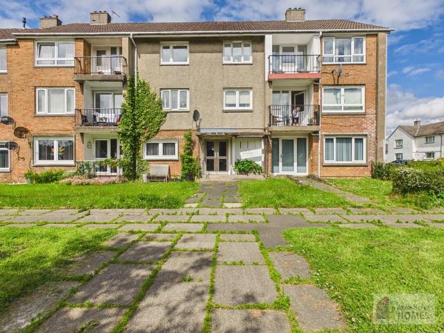 Flat for sale in Maxwellton, Barassie