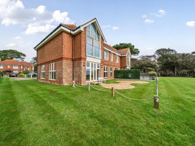 Flat for sale in Fareham, Isle Of Man