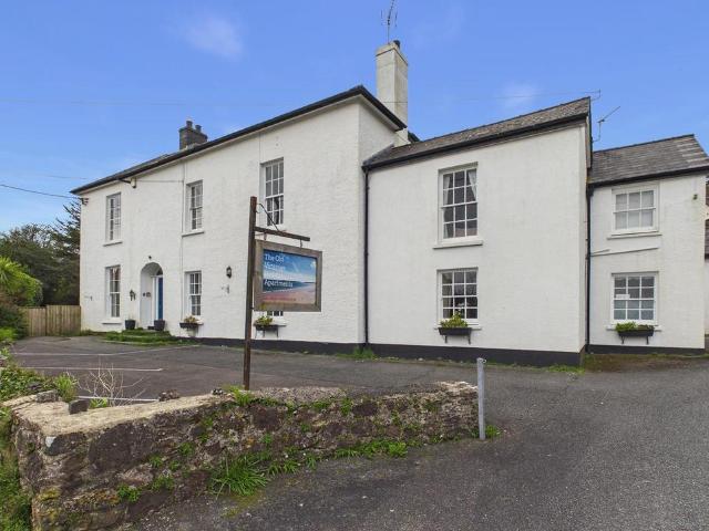Flat for sale in Penally