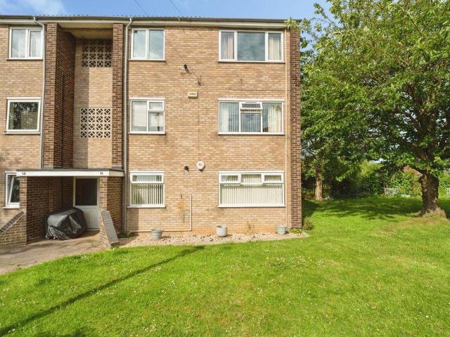 Flat for sale in Wellow, Grimsby