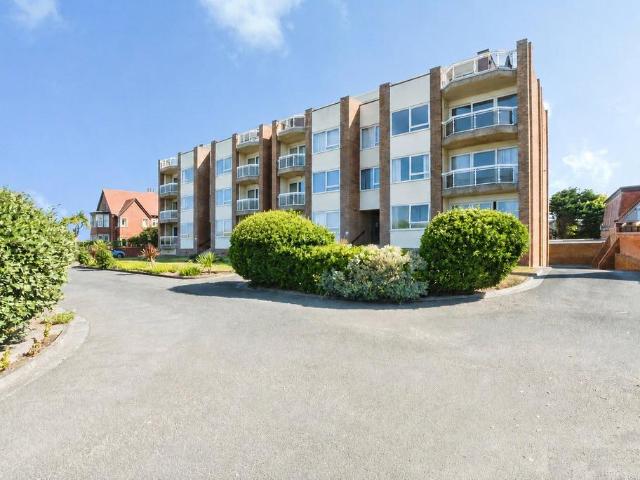 Flat for sale in St Annes, Lytham