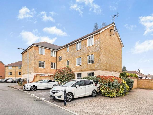Flat for sale in Chadwell Heath, Isle Of Man
