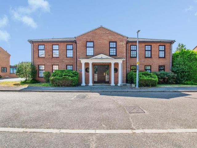 Flat for sale in Wisbech, Four Gotes
