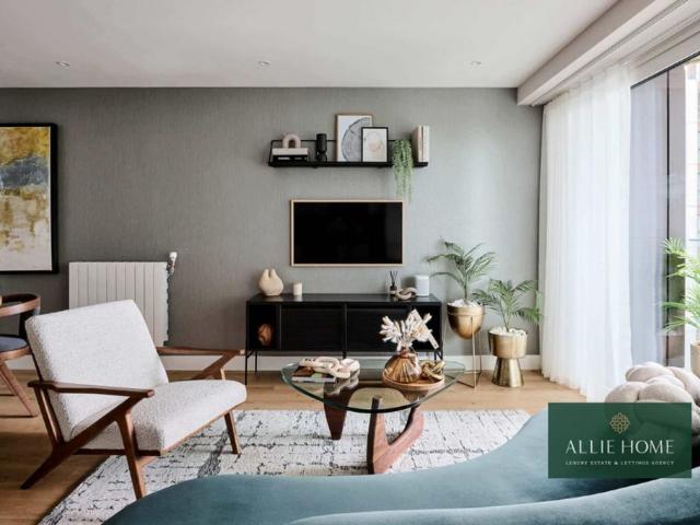 Flat for sale in Glyndon, Plumstead