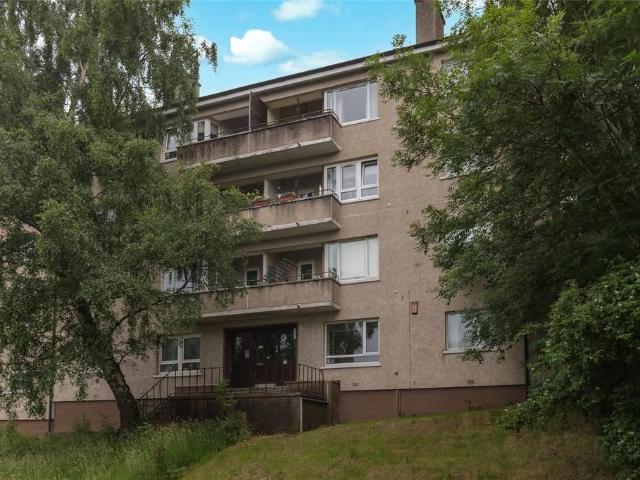 Flat for sale in Wellmeadow, Scotland