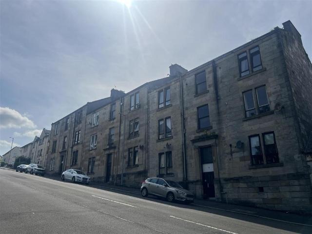 Flat for sale in Greenock, Scotland