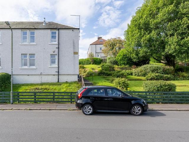 Flat for sale in Overton, Greenock