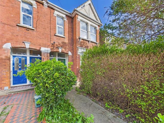 Flat for sale in Greater London