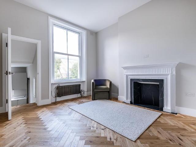 Flat for sale in Kensal Town, Maida Vale