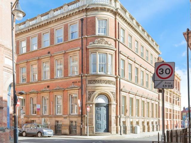 Flat for sale in St Matthew's, Old Wharf