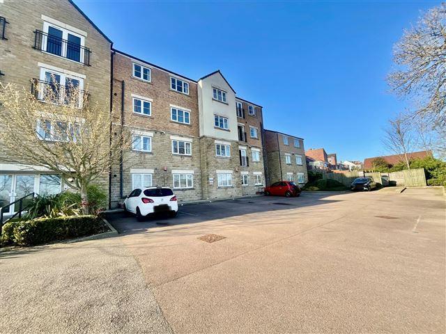Flat for sale in Richmond Park, Kimberworth