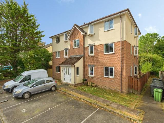Flat for sale in Belliver, Mount Wise