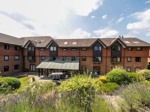 Flat for sale in Sherwood, Sandown Park
