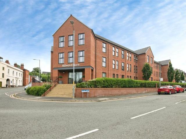 Flat for sale in Riverside, Redditch