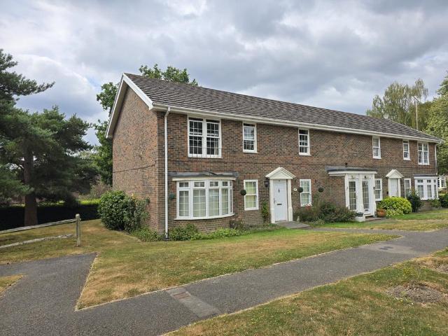 Flat for sale in Walstead, Perryfields