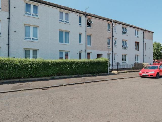 Flat for sale in Bridgeton, Scotland