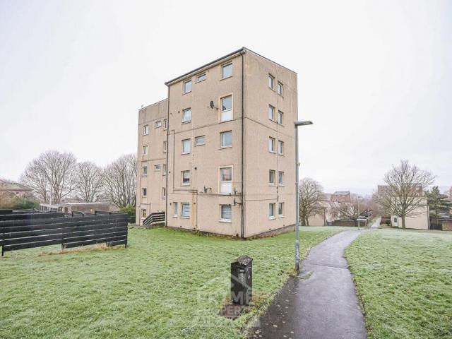 Flat for sale in Gowrie Park, Scotland