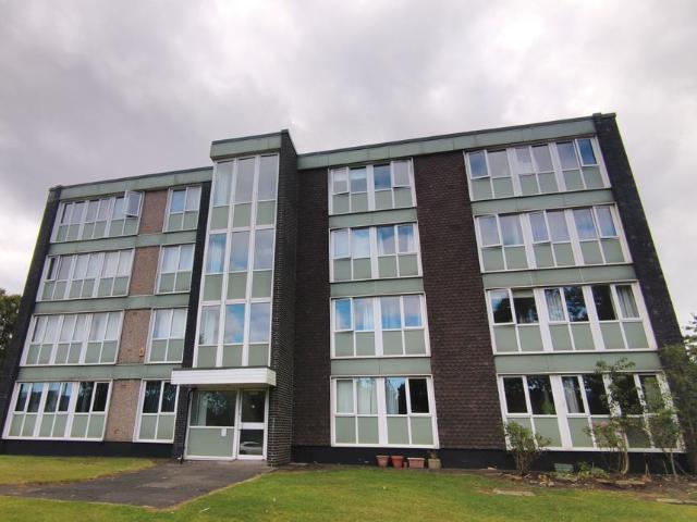 Flat for sale in Blakelaw, Tyne And Wear
