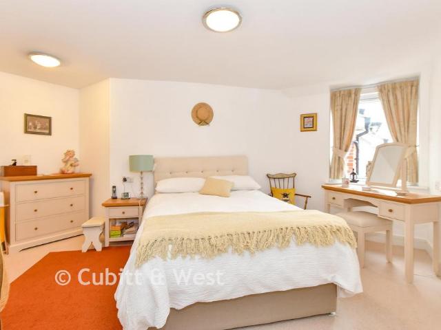 Flat for sale in Spring Vale, Hampshire