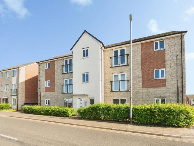 Flat for sale in Feckenham, City Of Bristol