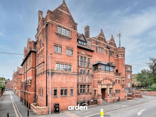 Flat for sale in Barbourne, Isle Of Man