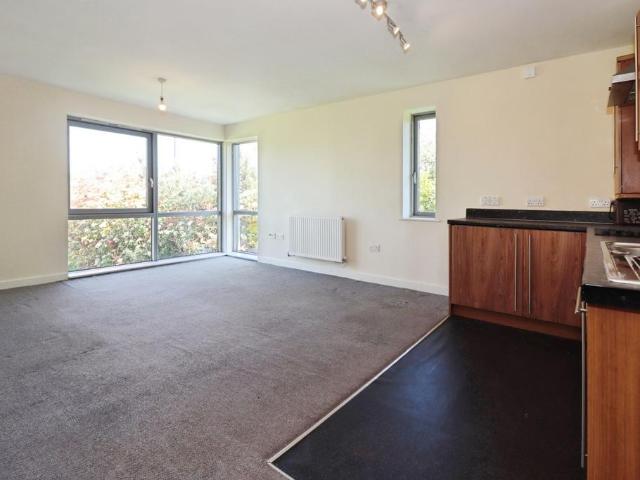 Flat for sale in Feckenham, City Of Bristol