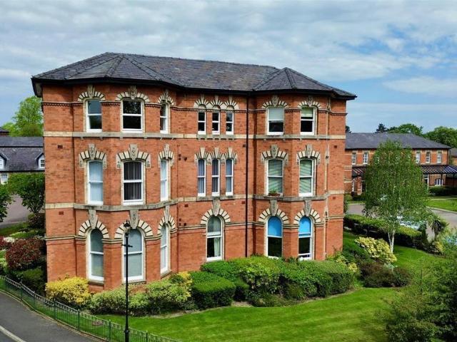 Flat for sale in Upton Priory, Macclesfield