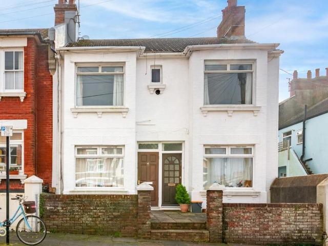 Flat for sale in Hollingdean, Brighton & Hove