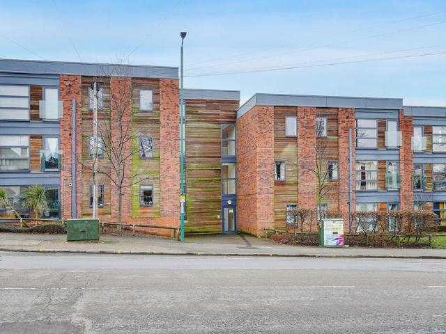 Flat for sale in Hyson Green, Haddon