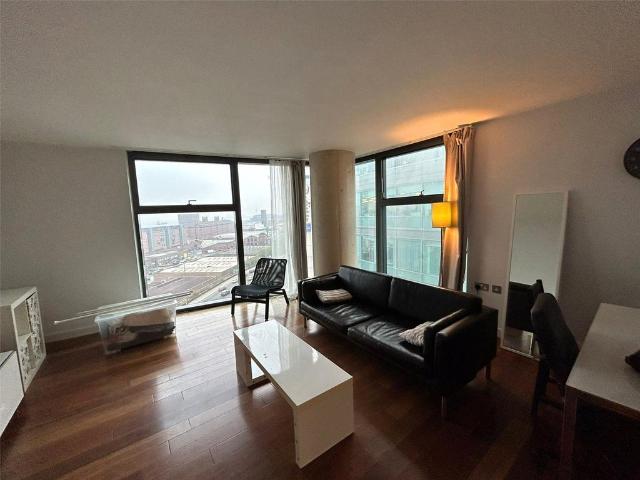Flat for sale in Calderstones
