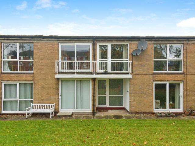 Flat for sale in High Field, York