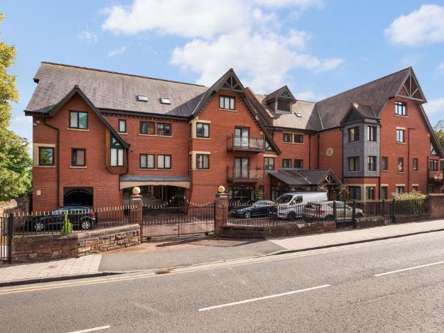 Flat for sale in Newtown, Two Mills
